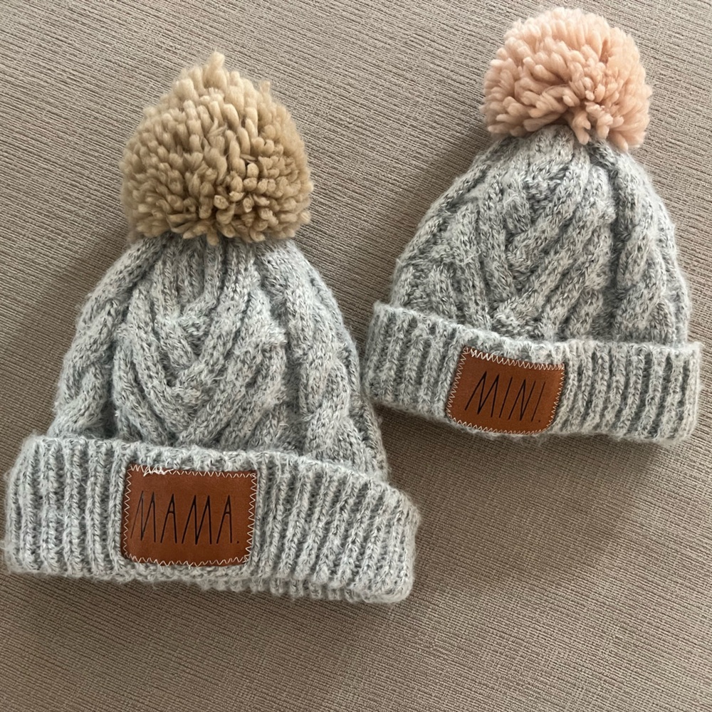 Cozy Gray Knit Pom-Pom Beanie Set for mama and mini